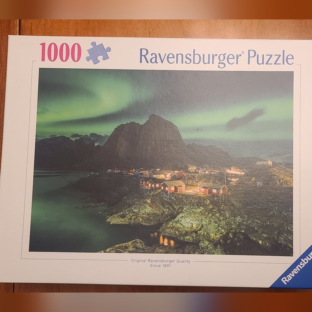 Ravensburger Aurora Borealis Puzzle with Green and Blue Hues